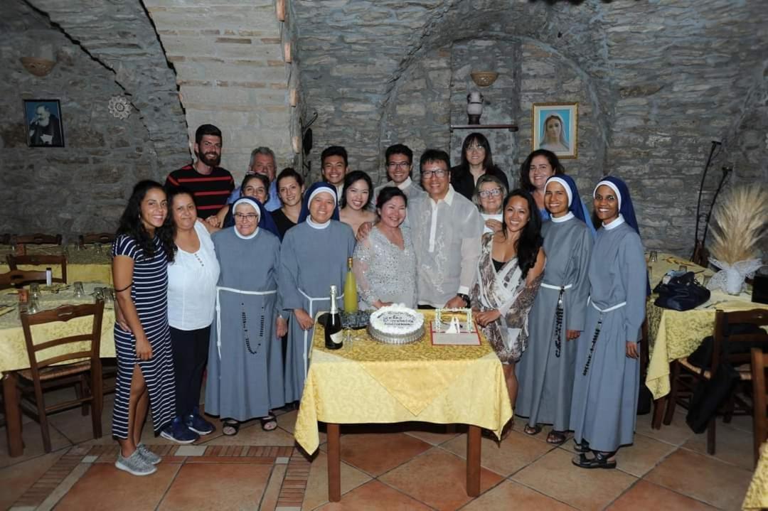 Вилла Agriturismo La Vecchia Cascina Di Paolo & Belinda Пьетрельчина Экстерьер фото